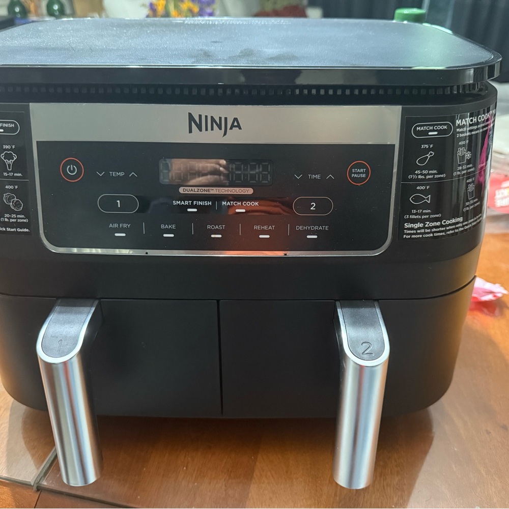 Ninja Dual Zone 5 in 1 6qt 2 basket air fryer